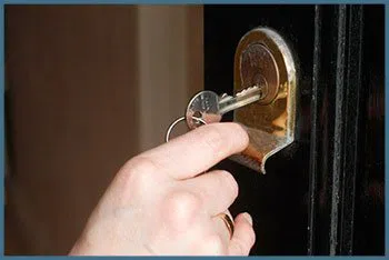 Safe Key Shop Cambridge, MA 617-514-9934 - 7-door-unlock